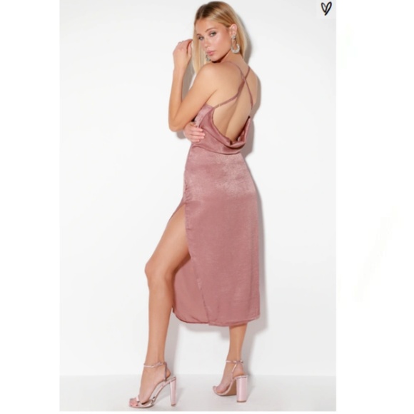 NWT Lulu's AWARD WINNER Mauve Satin Midi Dress - Picture 2 of 5